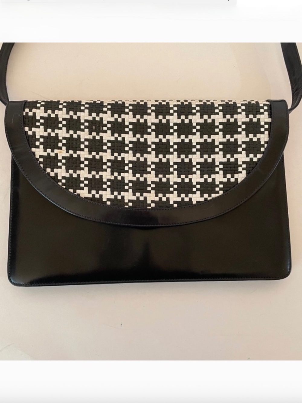 BALLY Convertible Clutch Shoulder Bag Woven Flap Black White Hand Bag